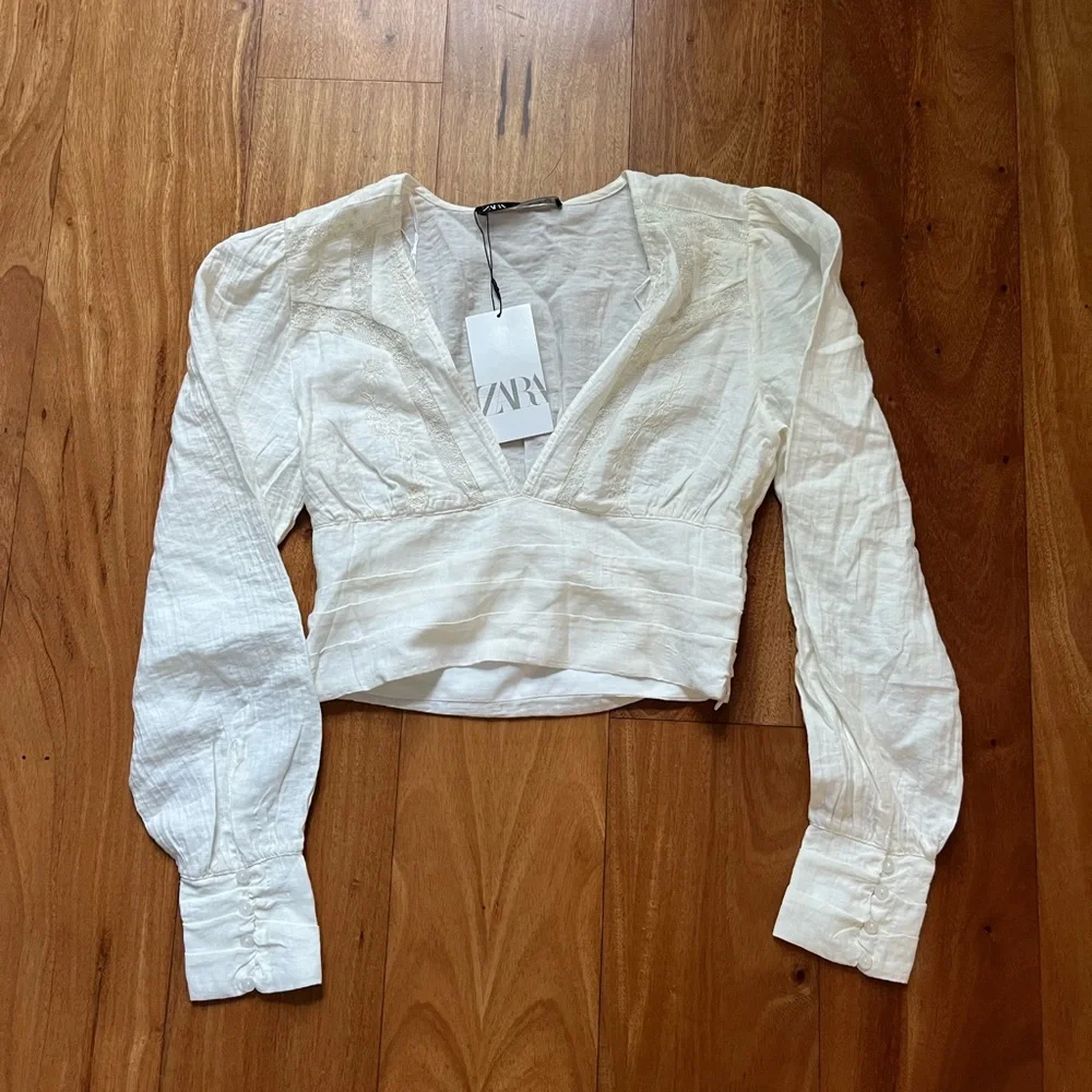 Zara White V-Neck Blouse - Picture 3 of 4